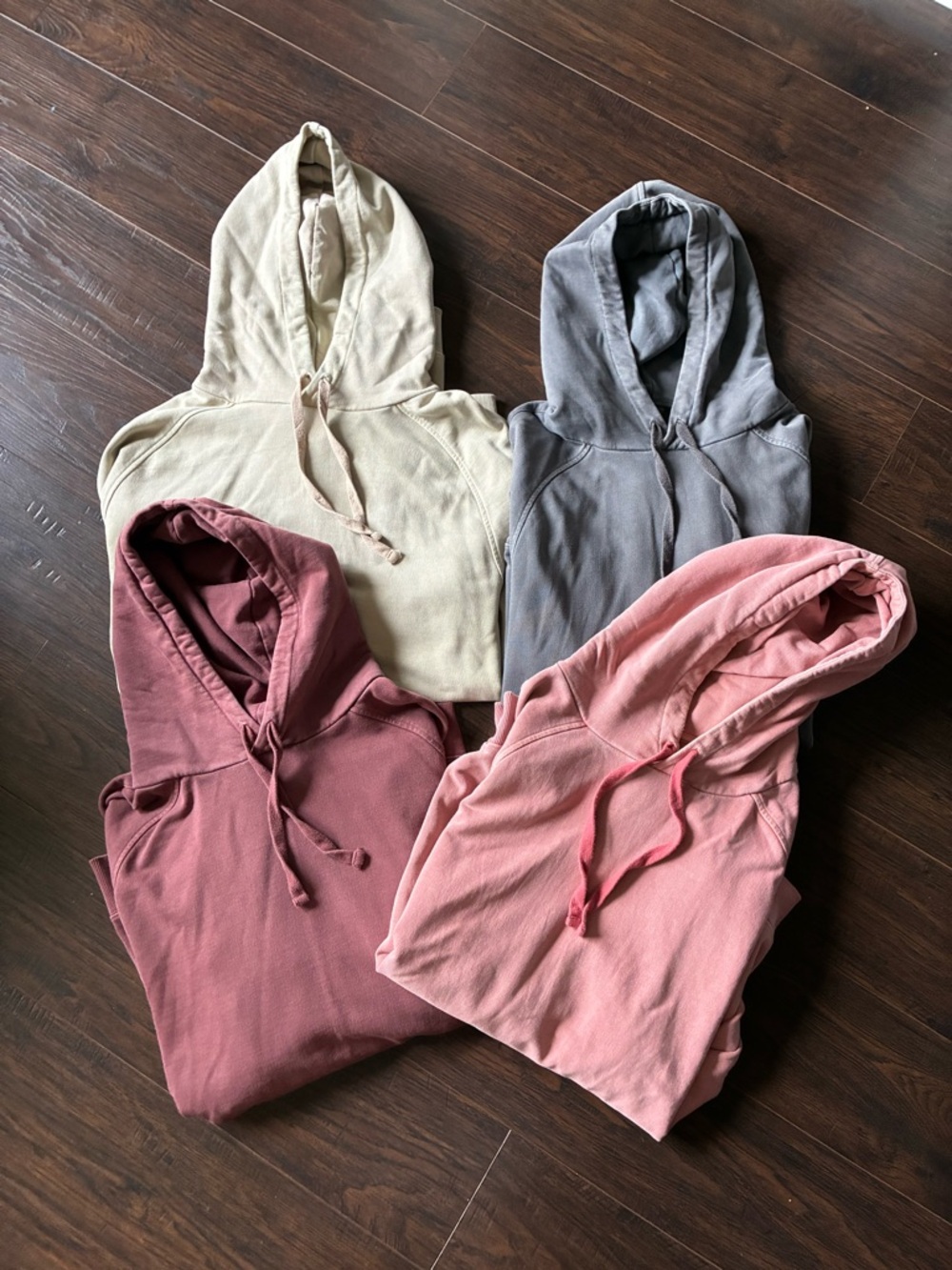 VRST Set of Four Solid Hoodies in Coral, Mauve, Gray, Cream size Large